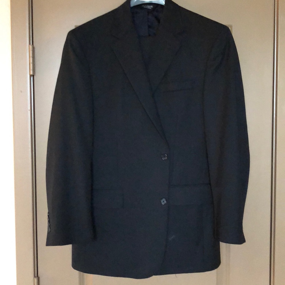 Jos A Banks Signature Suit